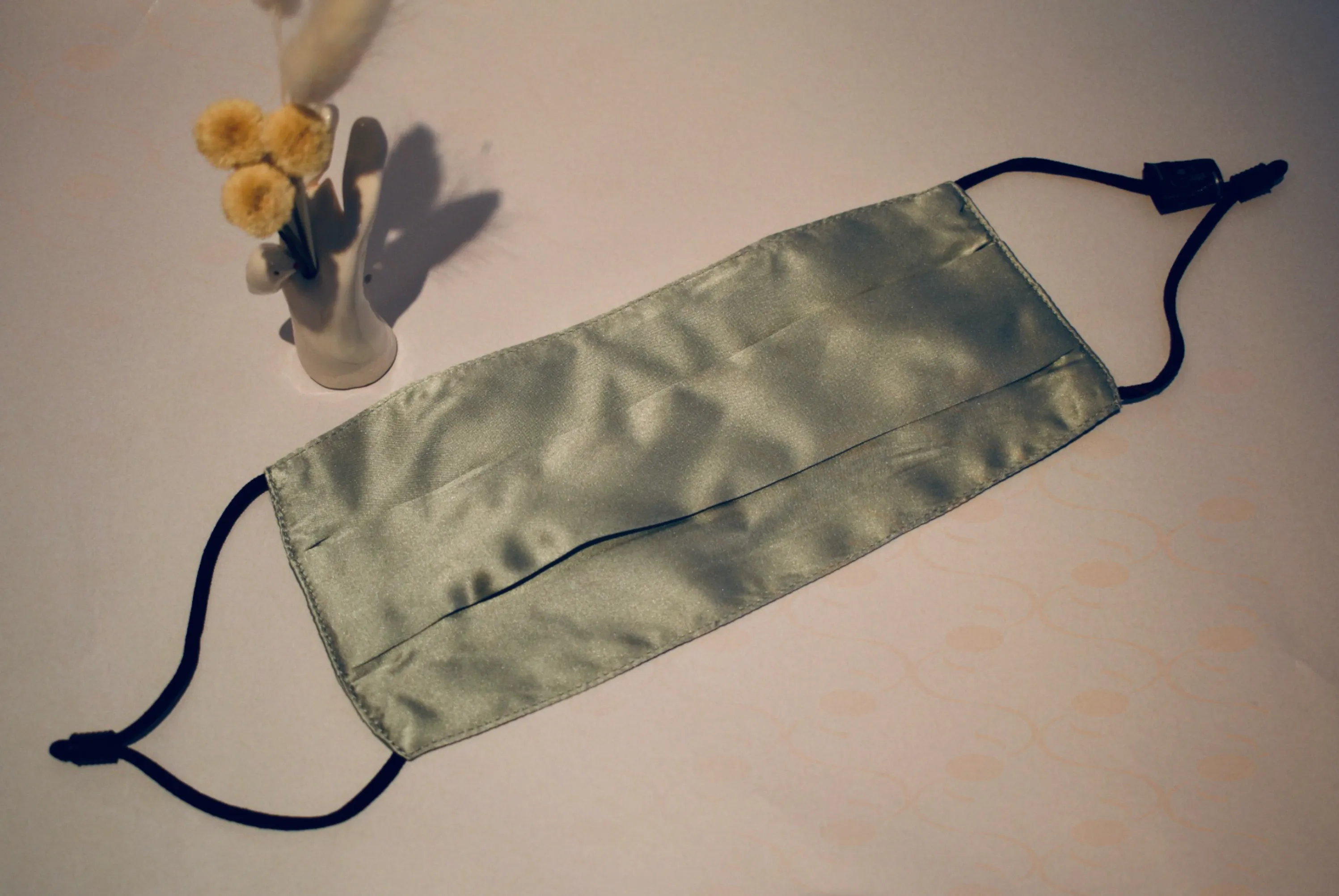 100% Mulberry Silk Face Mask