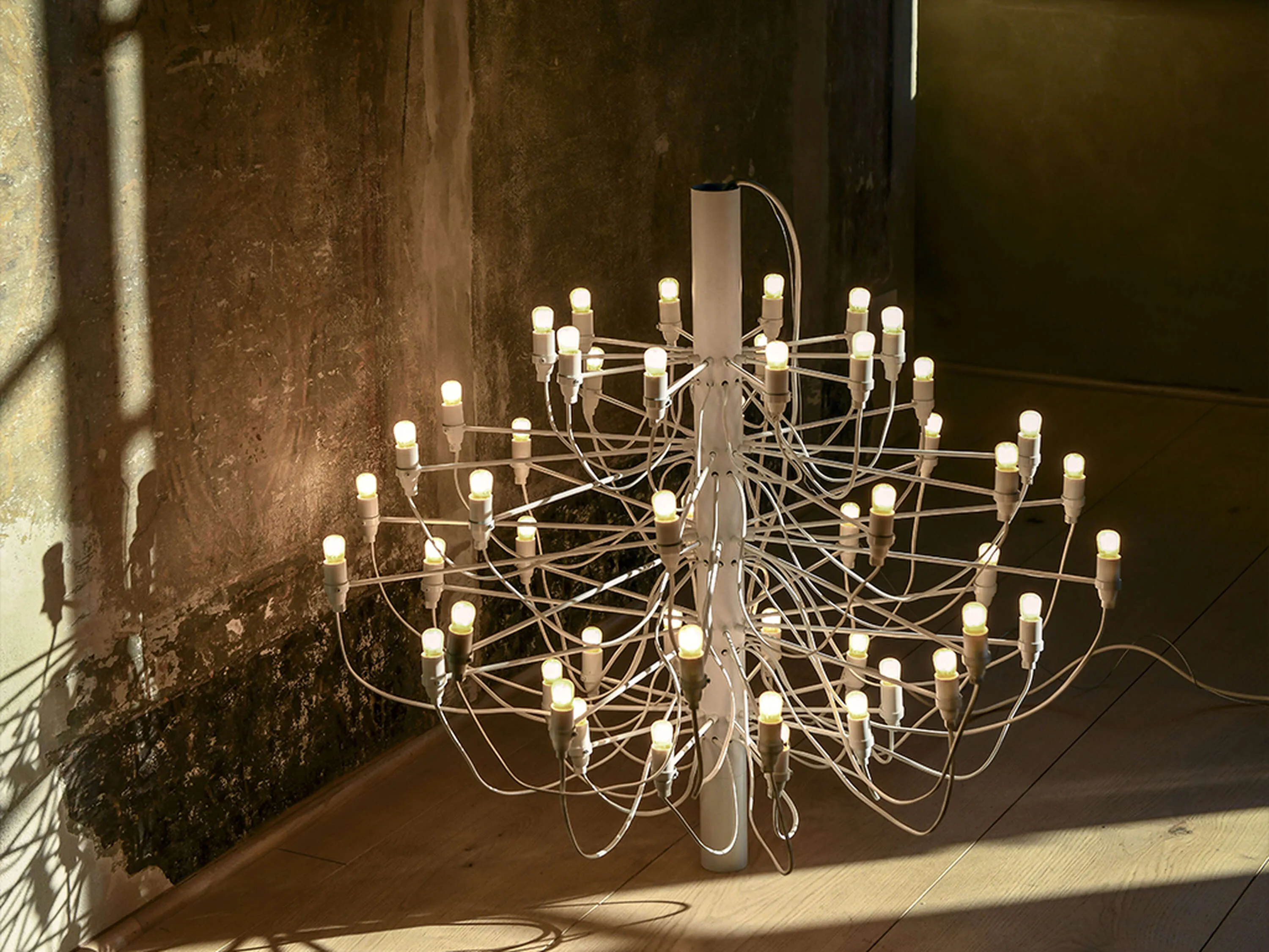 2097/50 Suspension Lamp