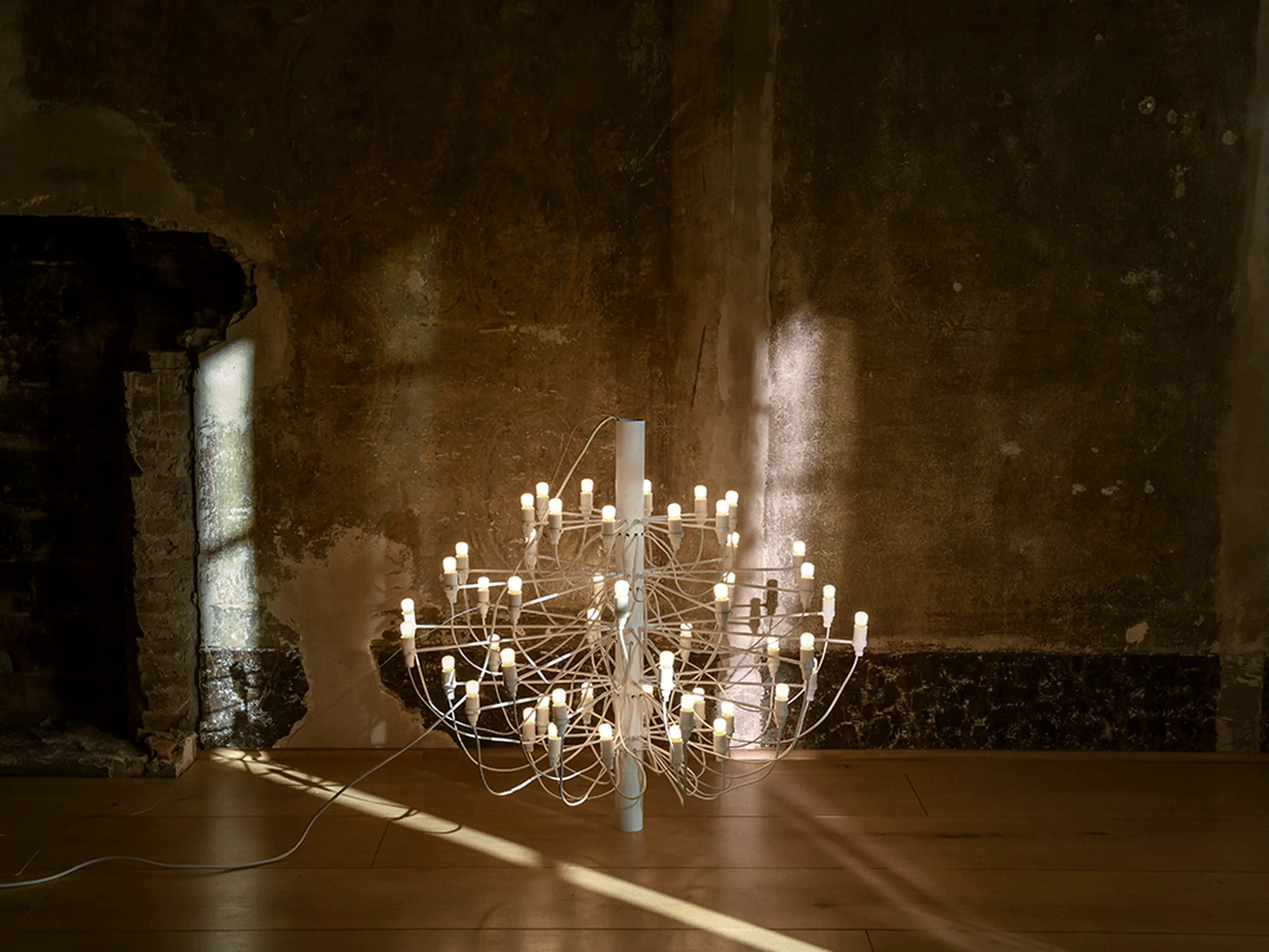 2097/75 Suspension Lamp