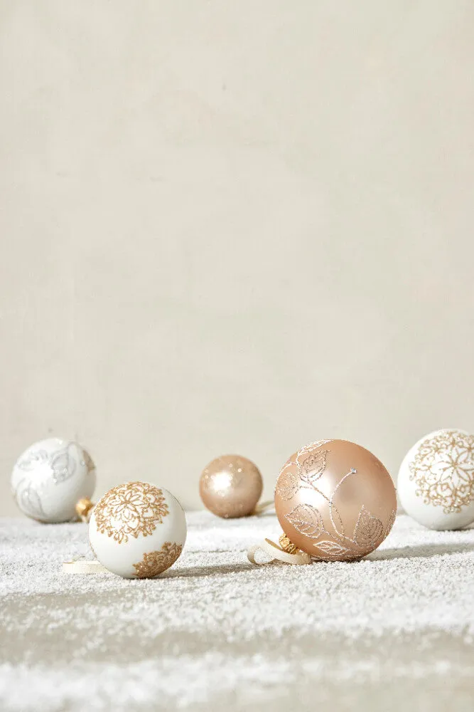 Cadelia decoration H8 cm. white