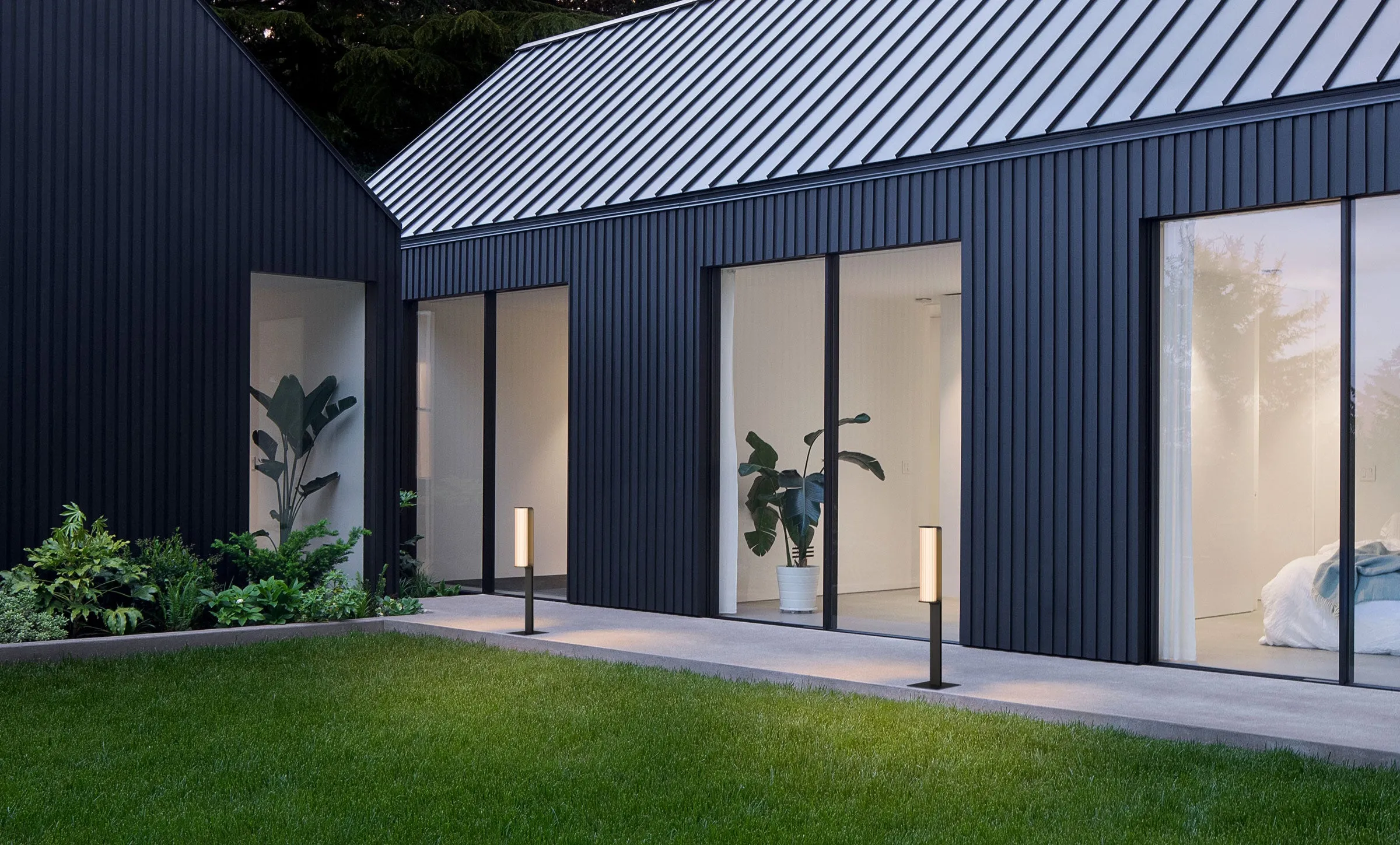 Class Outdoor Lamp