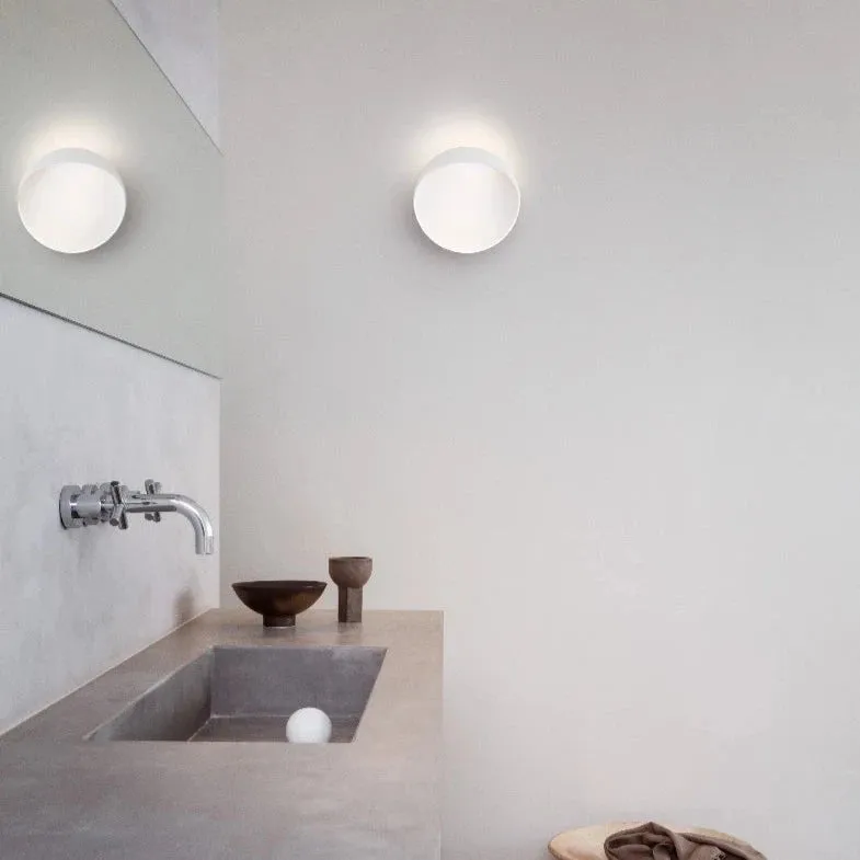 FLINDT Wall Lamp
