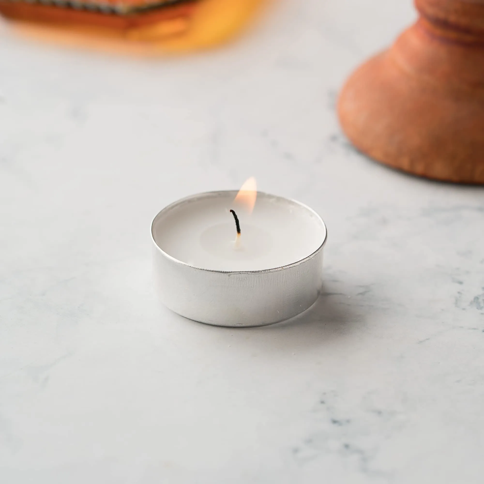Home Lights Paraffin Wax Unscented European Smokeless Tealight Candles - 4 Hours (White) - 400 Pack