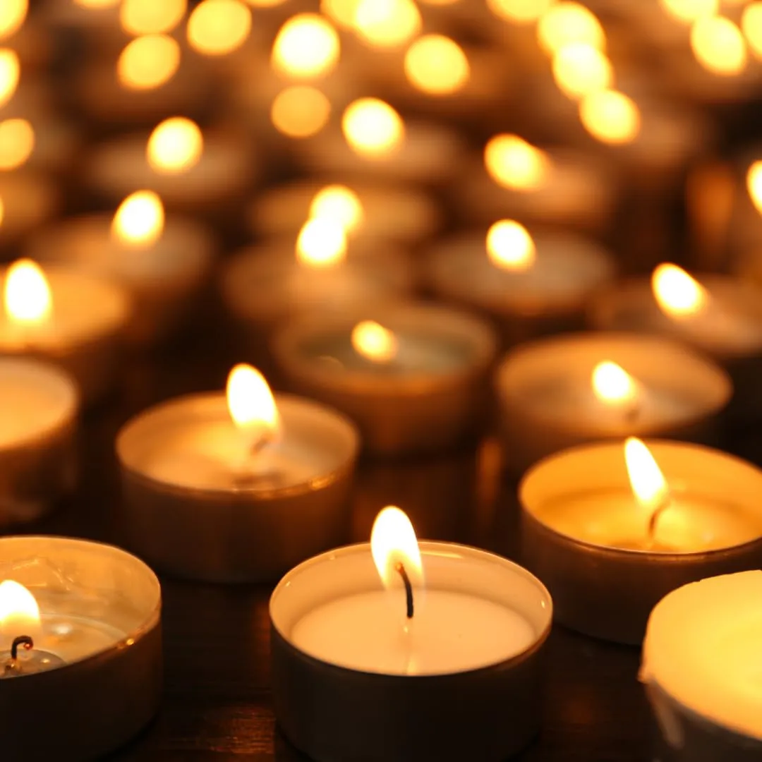 Indoblaze Tea Light Candles - Pack of 200 Unscented White Candles, Long Burning Hours- 1.5 to 2.5 hours