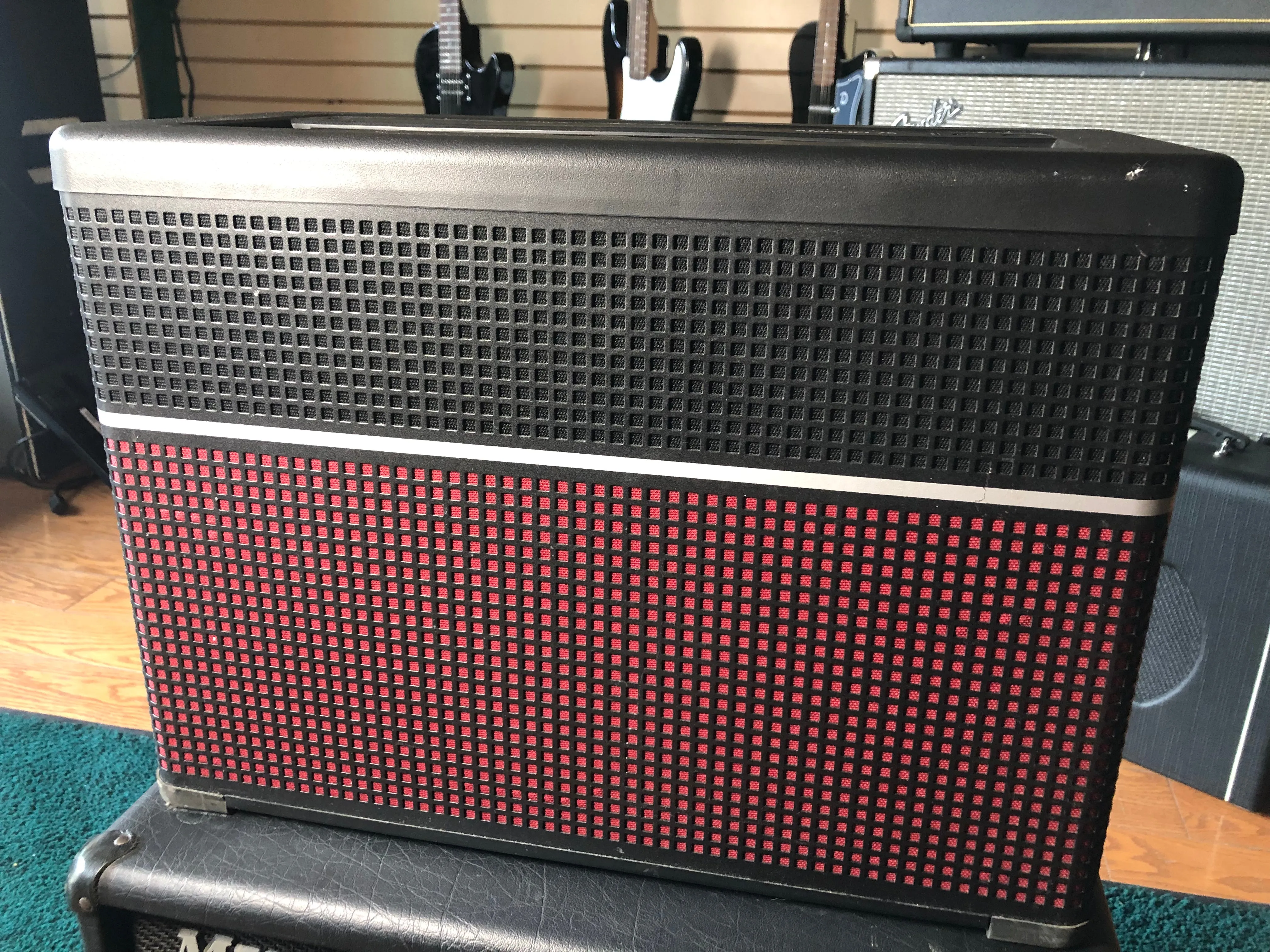 Line 6 Amplifi 75 Guitar Combo/Bluetooth Speaker   FBV Footswitch Used