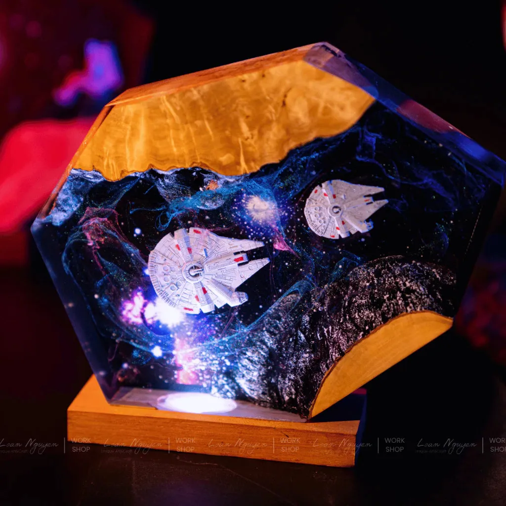 Spaceship Night Light, Desk Decoration, Handmade for Bedroom, Perfect as a Gift
