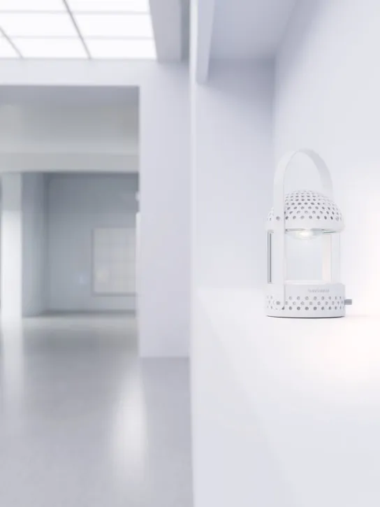 Transparent   Light speaker 